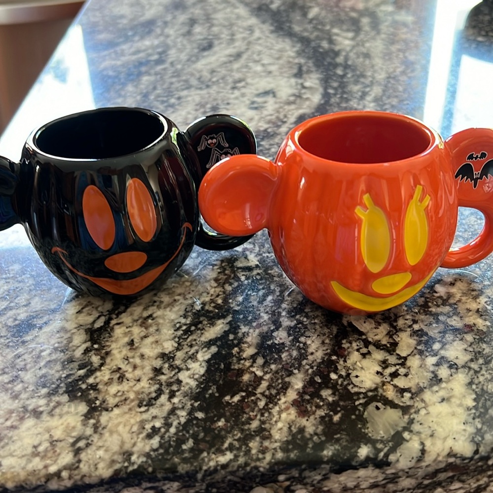 Walt Disney World Halloween Mickey Mugs-Set of 2